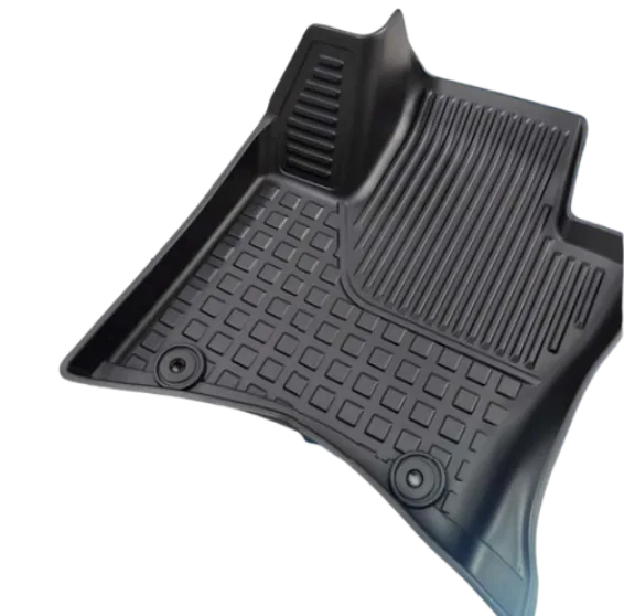 BANDEJA TAPETE P/ FIAT TORO 16/26 - PTO - C/3PÇS. Detalhe do tapete dianteiro. O kit contém as peças indicadas na descrição.
